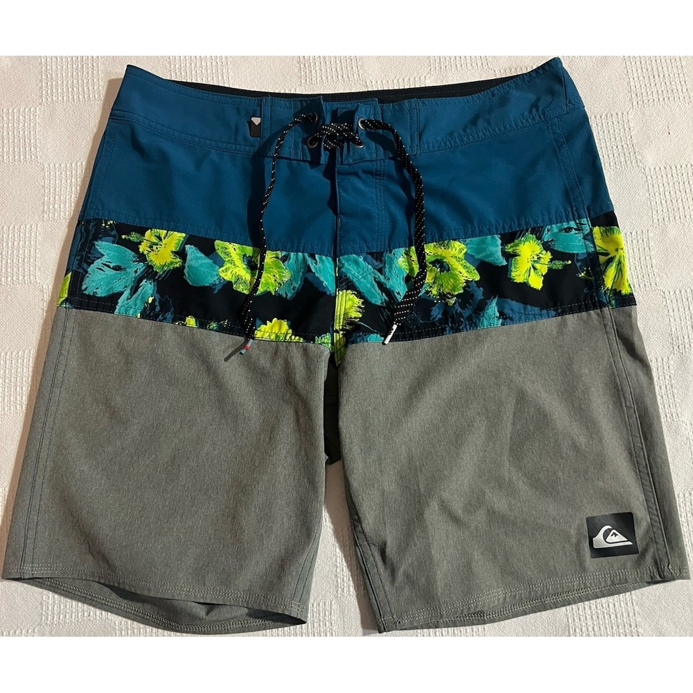 Quicksilver Men's Board Shorts Size 30 Blue Grey Drawstring Waist